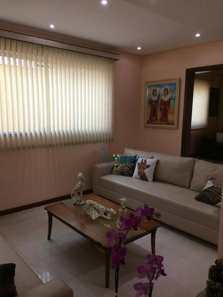 Casa de Condomínio à venda com 3 quartos, 365m² - Foto 4