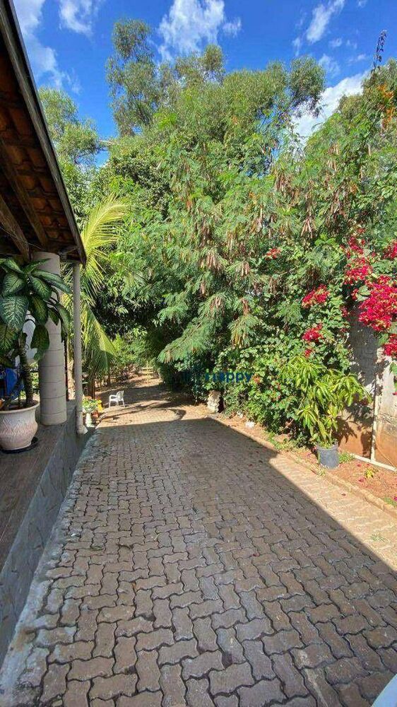 Chácara à venda com 3 quartos, 320m² - Foto 3