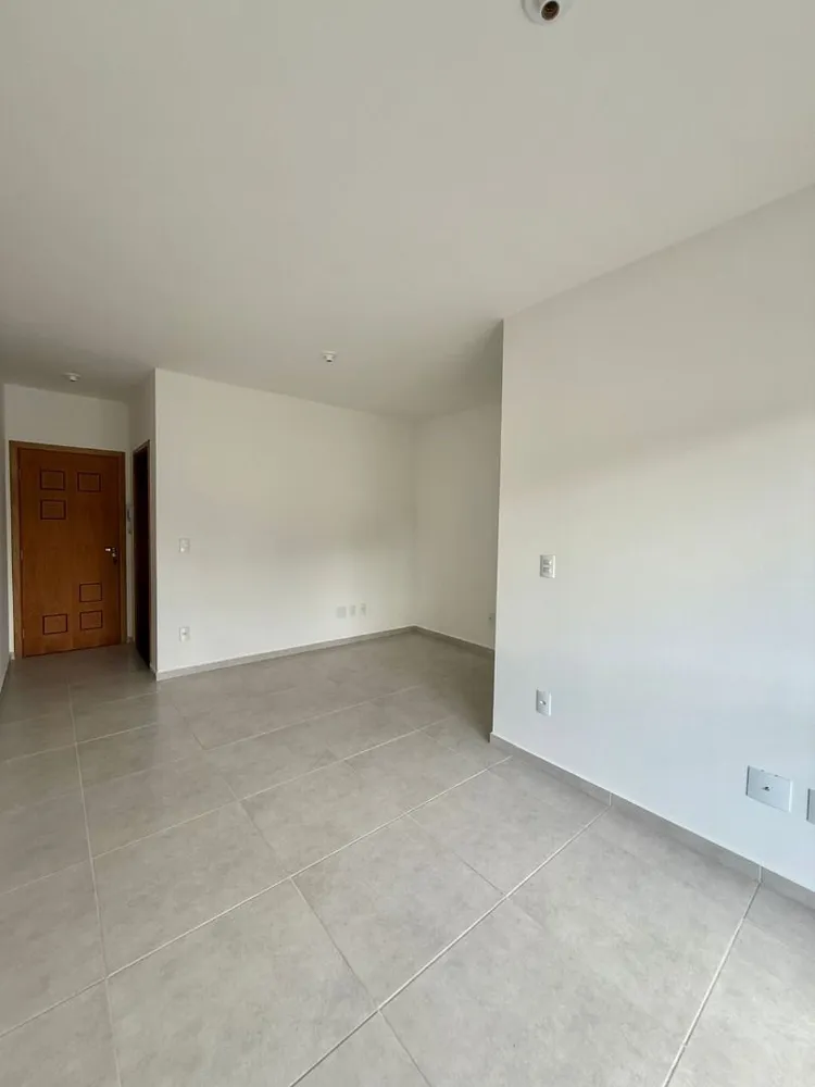 Apartamento, 2 quartos, 61 m² - Foto 2
