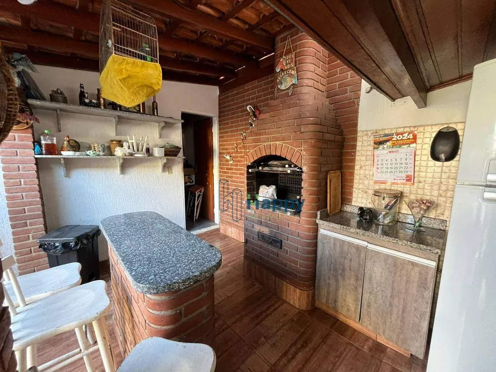 Casa à venda com 3 quartos, 256m² - Foto 5