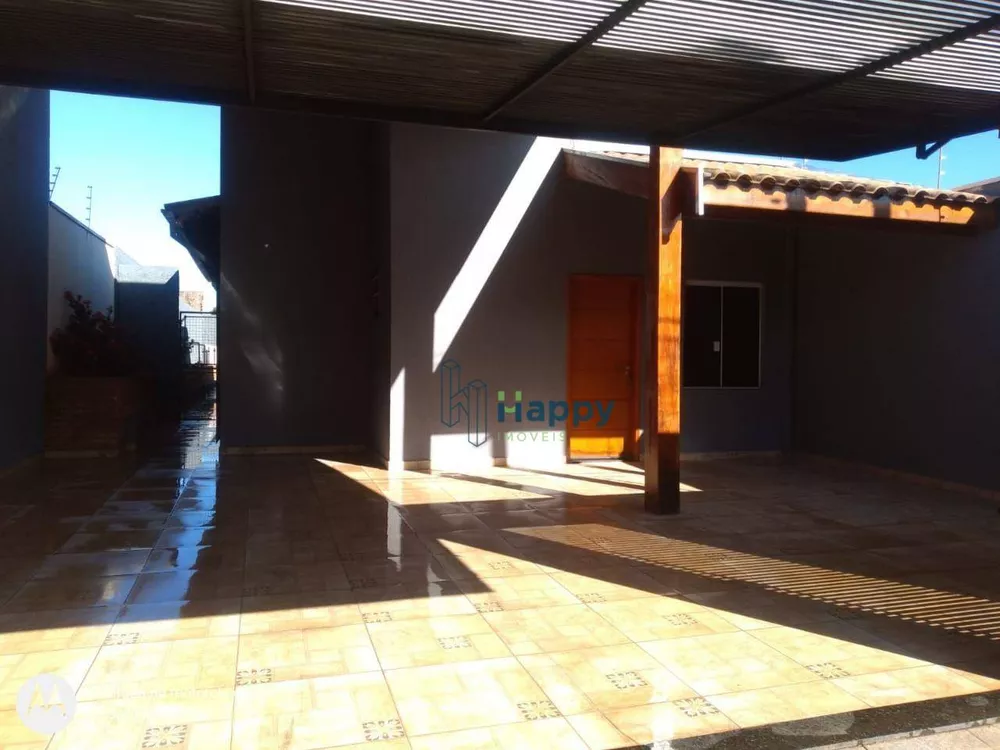 Casa à venda com 3 quartos, 148m² - Foto 2