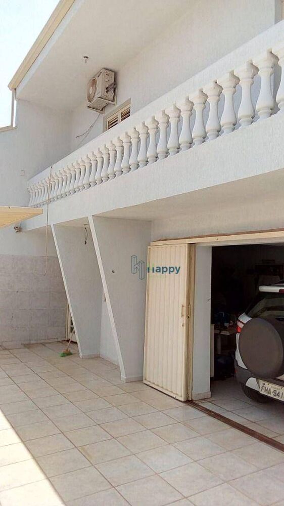 Casa, 4 quartos, 290 m² - Foto 2
