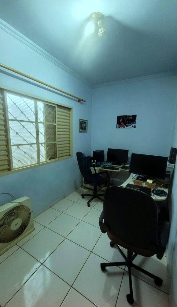 Casa, 4 quartos, 290 m² - Foto 13