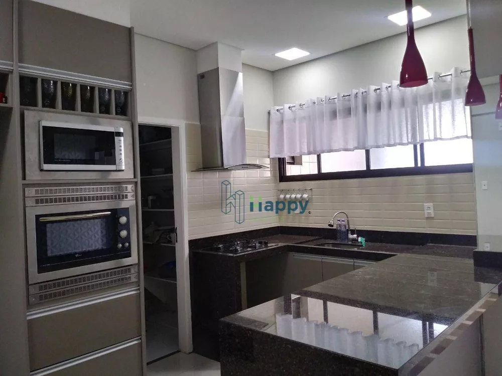 Apartamento à venda e aluguel com 3 quartos, 158m² - Foto 1