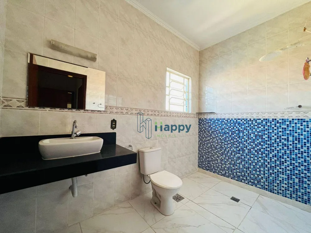 Casa, 4 quartos, 214 m² - Foto 1