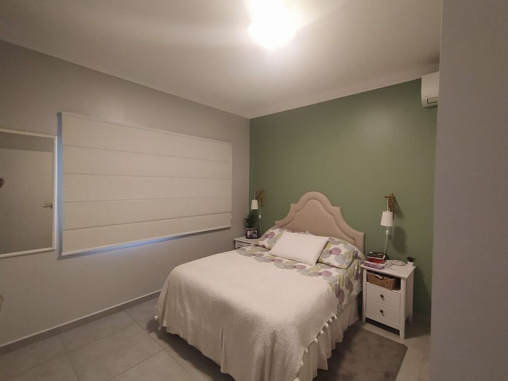 Casa para alugar com 6 quartos, 265m² - Foto 12