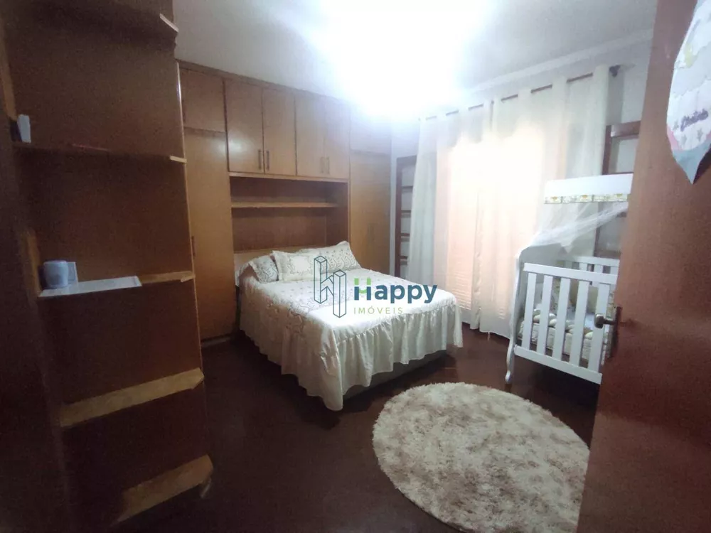 Casa de Condomínio à venda com 4 quartos, 250m² - Foto 4