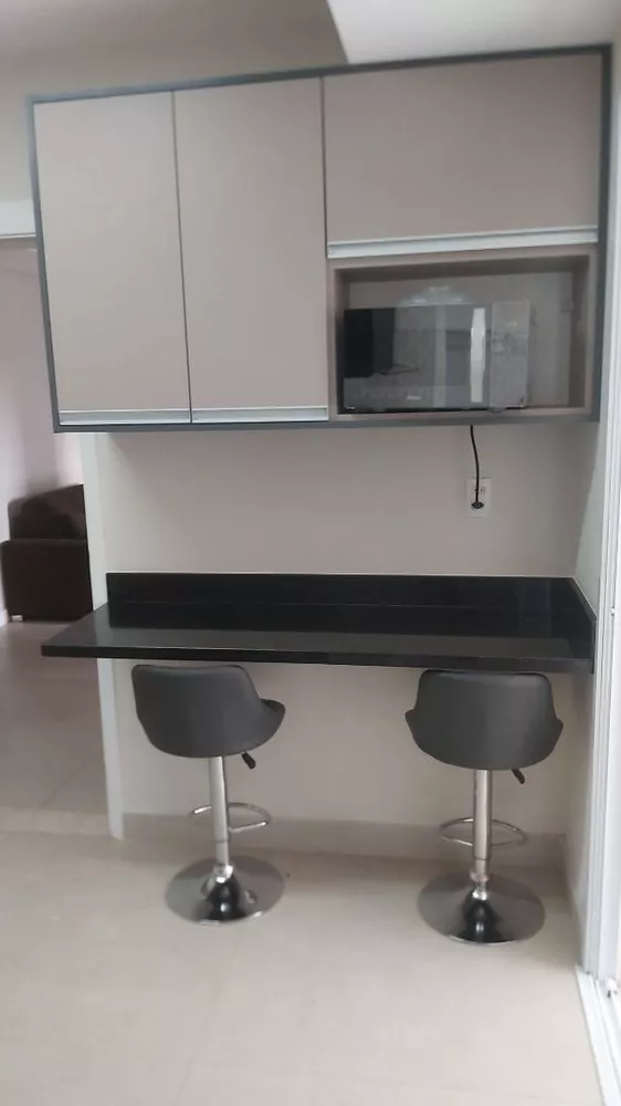 Apartamento à venda com 3 quartos, 111m² - Foto 6