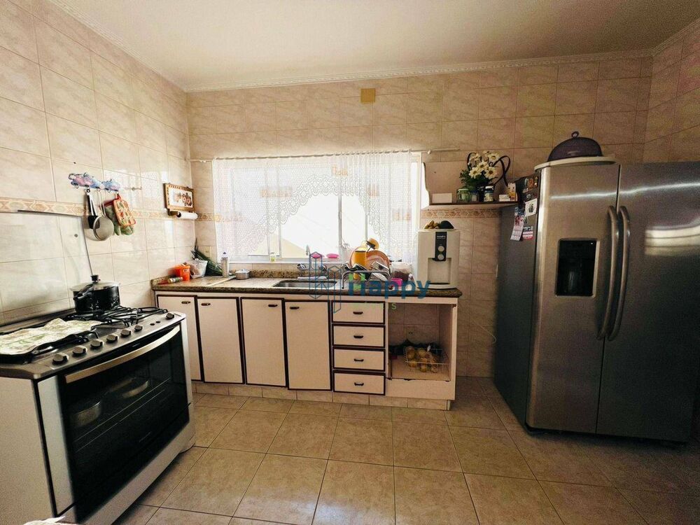 Casa de Condomínio à venda com 4 quartos, 331m² - Foto 14