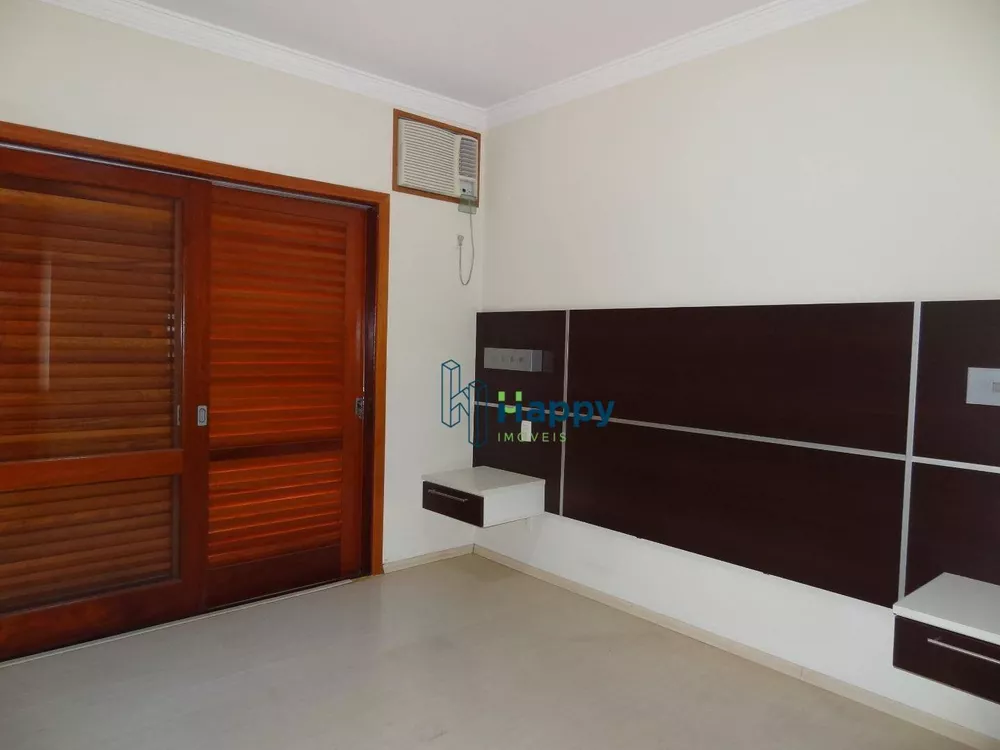 Casa de Condomínio à venda com 3 quartos, 180m² - Foto 4