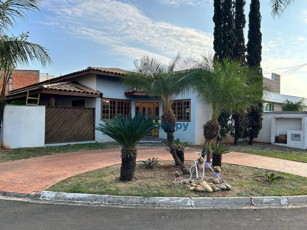 Casa de Condomínio à venda com 3 quartos, 230m² - Foto 1