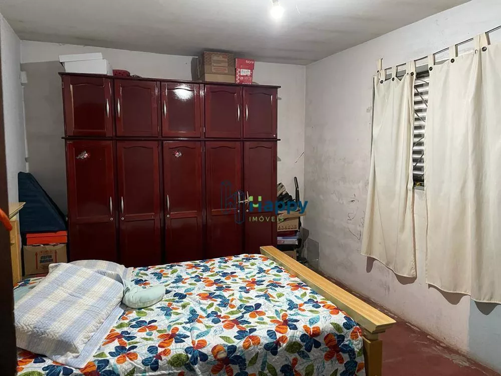 Casa à venda com 3 quartos, 350m² - Foto 2