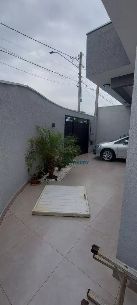 Casa à venda com 2 quartos, 135m² - Foto 3