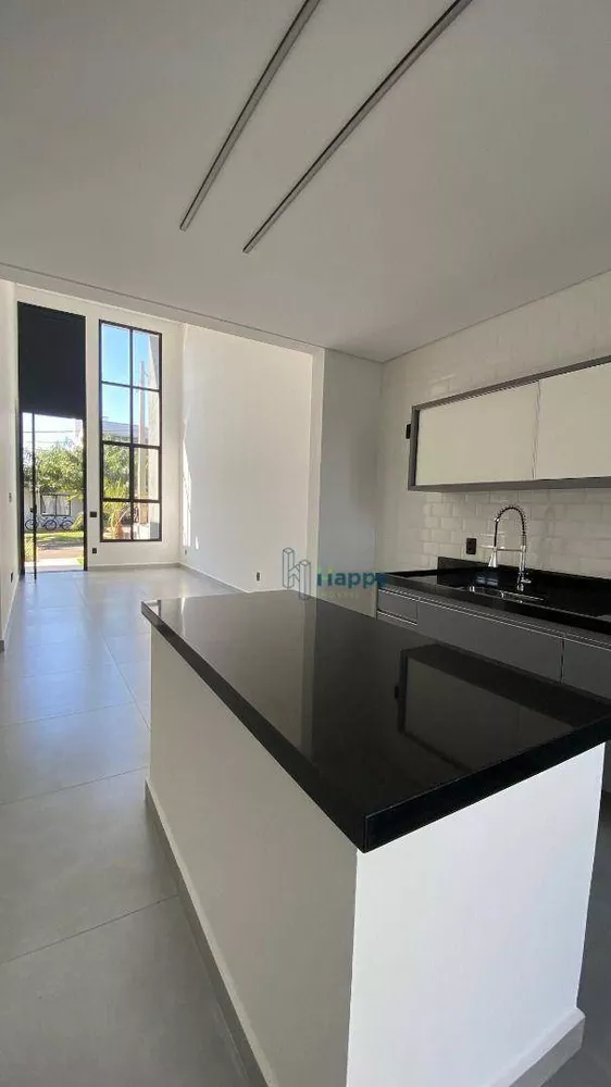 Casa de Condomínio à venda com 3 quartos, 140m² - Foto 3