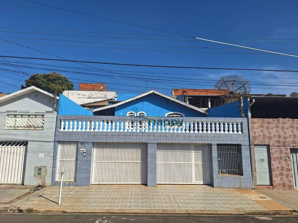 Casa à venda com 3 quartos, 189m² - Foto 1