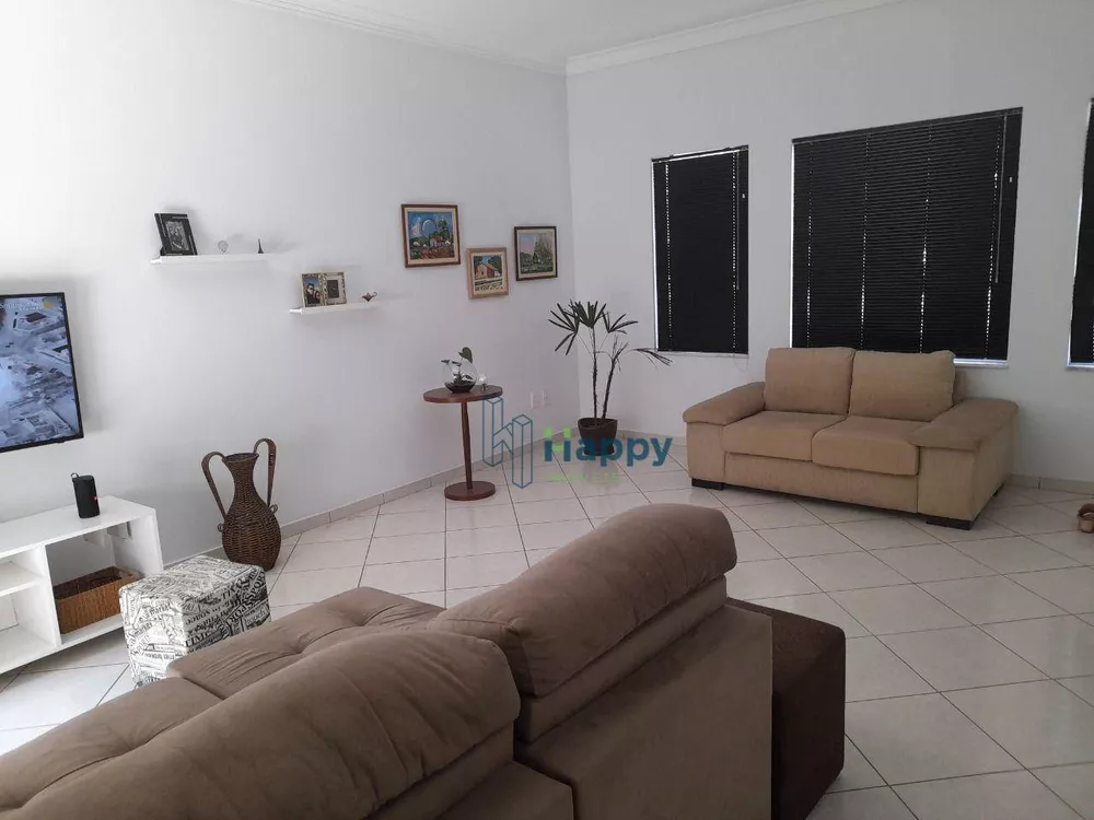 Casa de Condomínio à venda com 3 quartos, 180m² - Foto 2