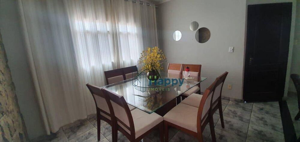 Casa, 4 quartos, 215 m² - Foto 8