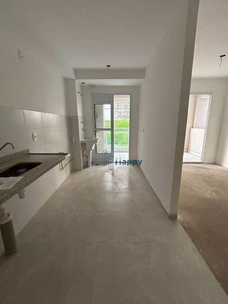 Apartamento à venda com 2 quartos, 60m² - Foto 1