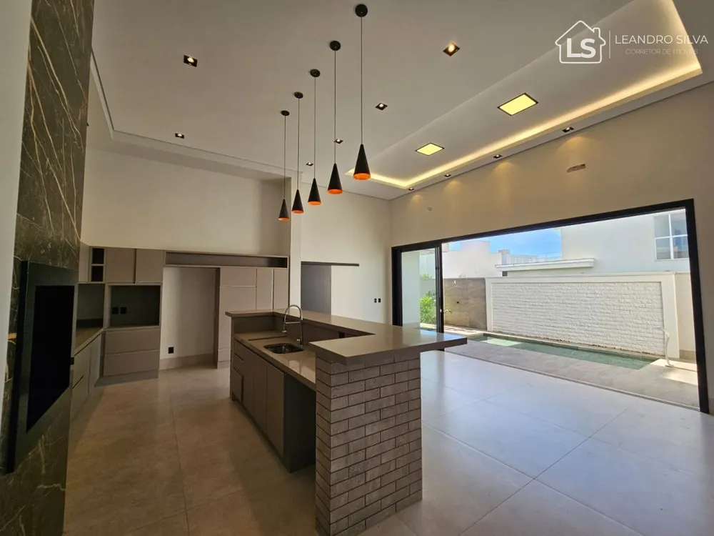 Casa, 1 quarto, 214 m² - Foto 4