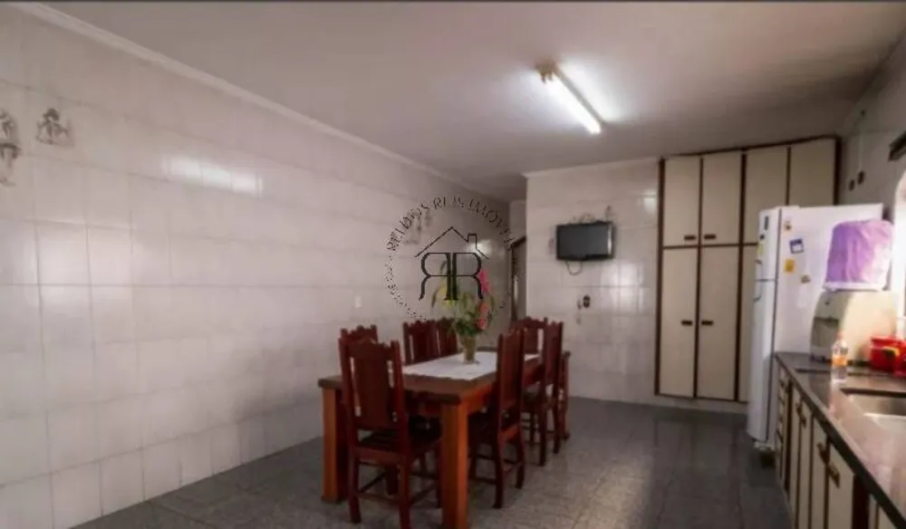 Sobrado, 4 quartos, 250 m² - Foto 2