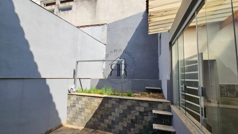 Casa, 3 quartos, 210 m² - Foto 2