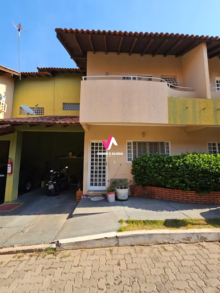 Casa de Condomínio à venda com 3 quartos, 170m² - Foto 1