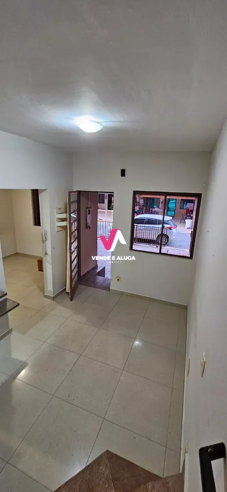 Casa de Condomínio à venda com 3 quartos, 85m² - Foto 3