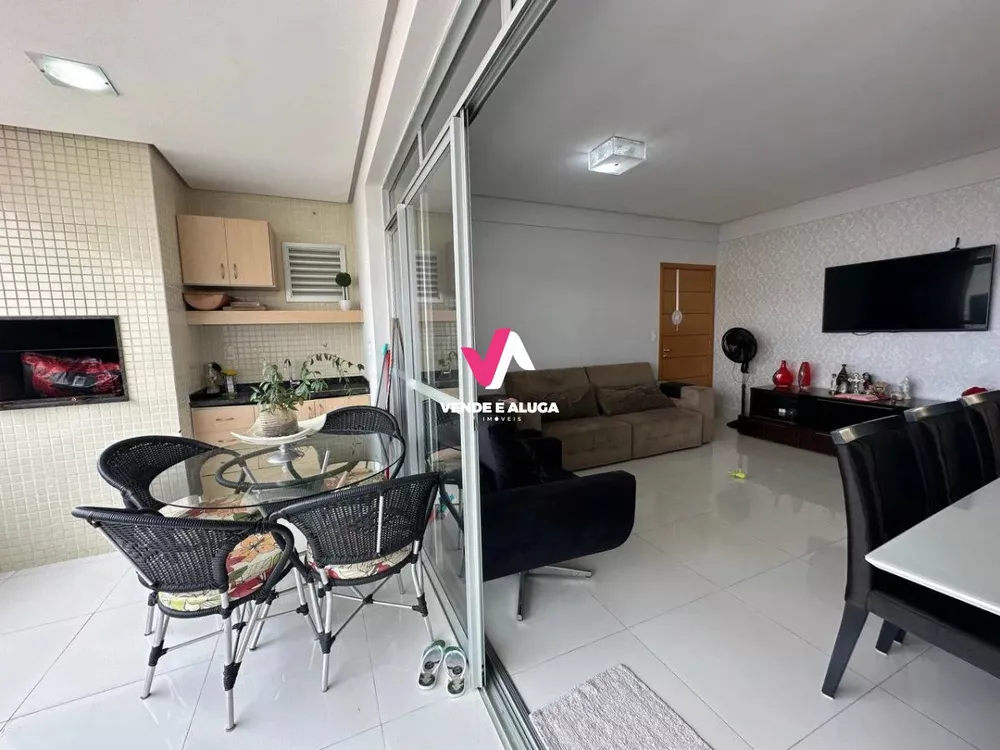 Apartamento à venda com 4 quartos, 147m² - Foto 3