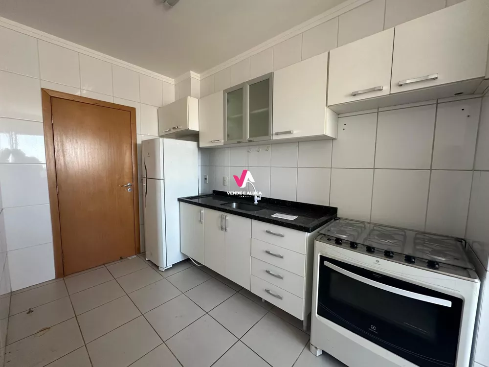 Apartamento à venda com 3 quartos, 97m² - Foto 6