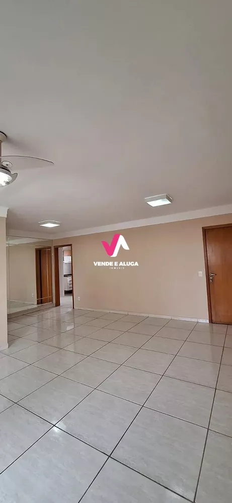 Apartamento à venda com 3 quartos, 135m² - Foto 3