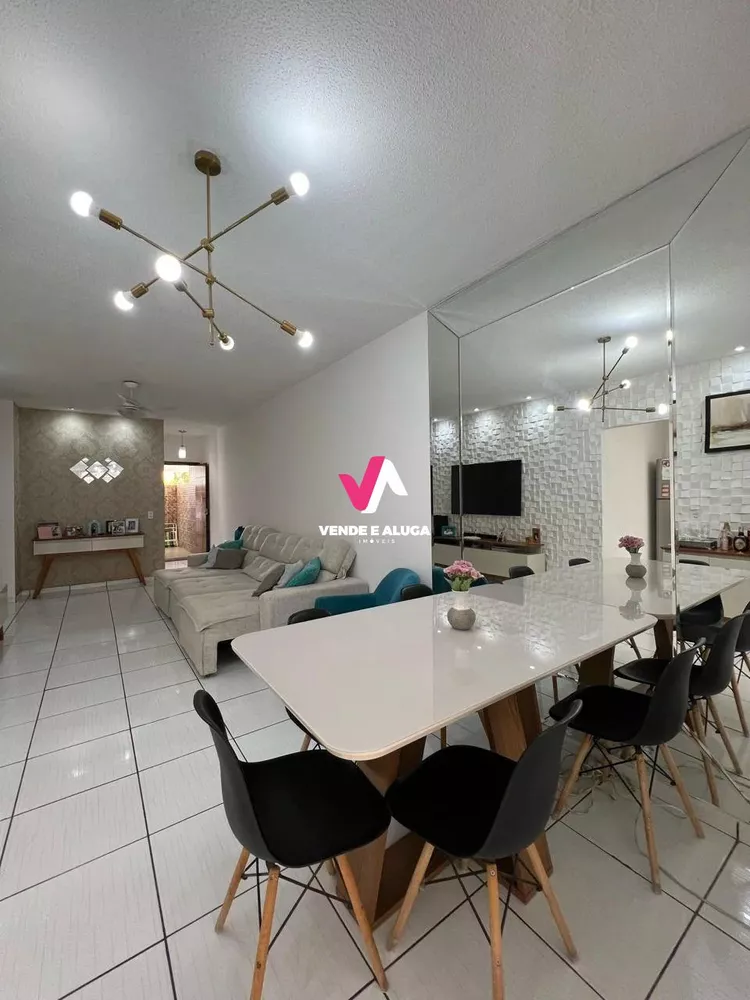 Casa de Condomínio à venda com 3 quartos, 160m² - Foto 2