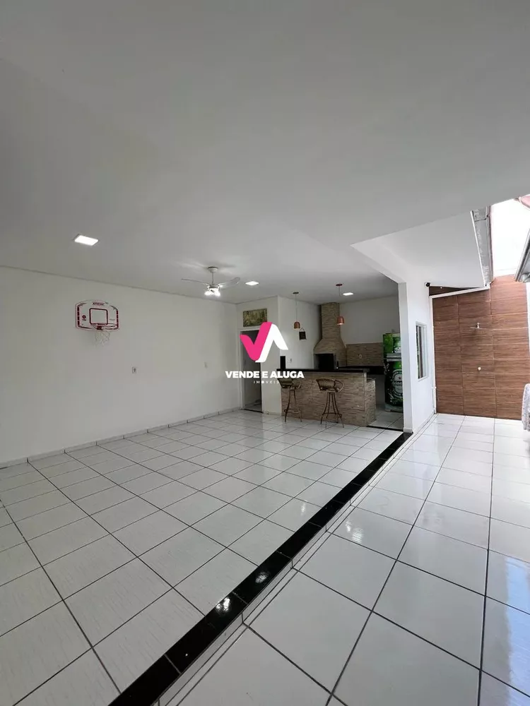 Casa de Condomínio à venda com 3 quartos, 160m² - Foto 3