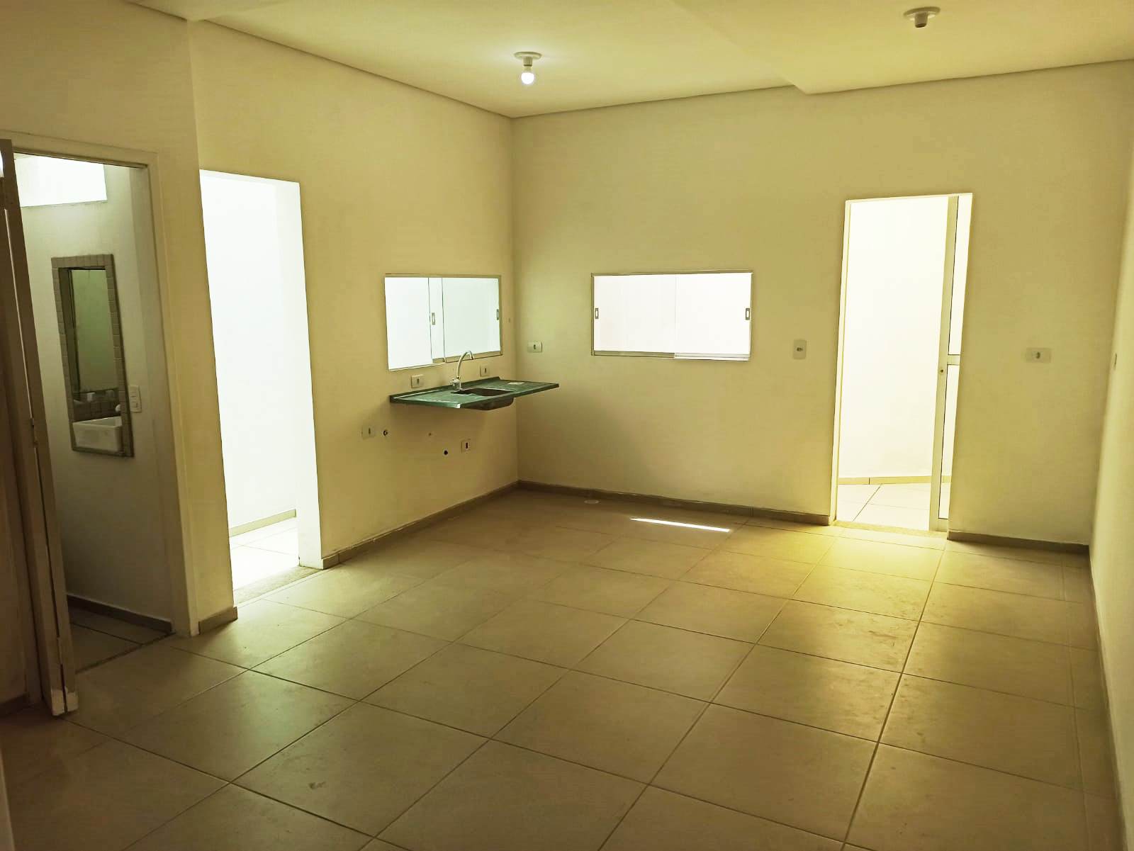 Casa à venda com 2 quartos, 80m² - Foto 12