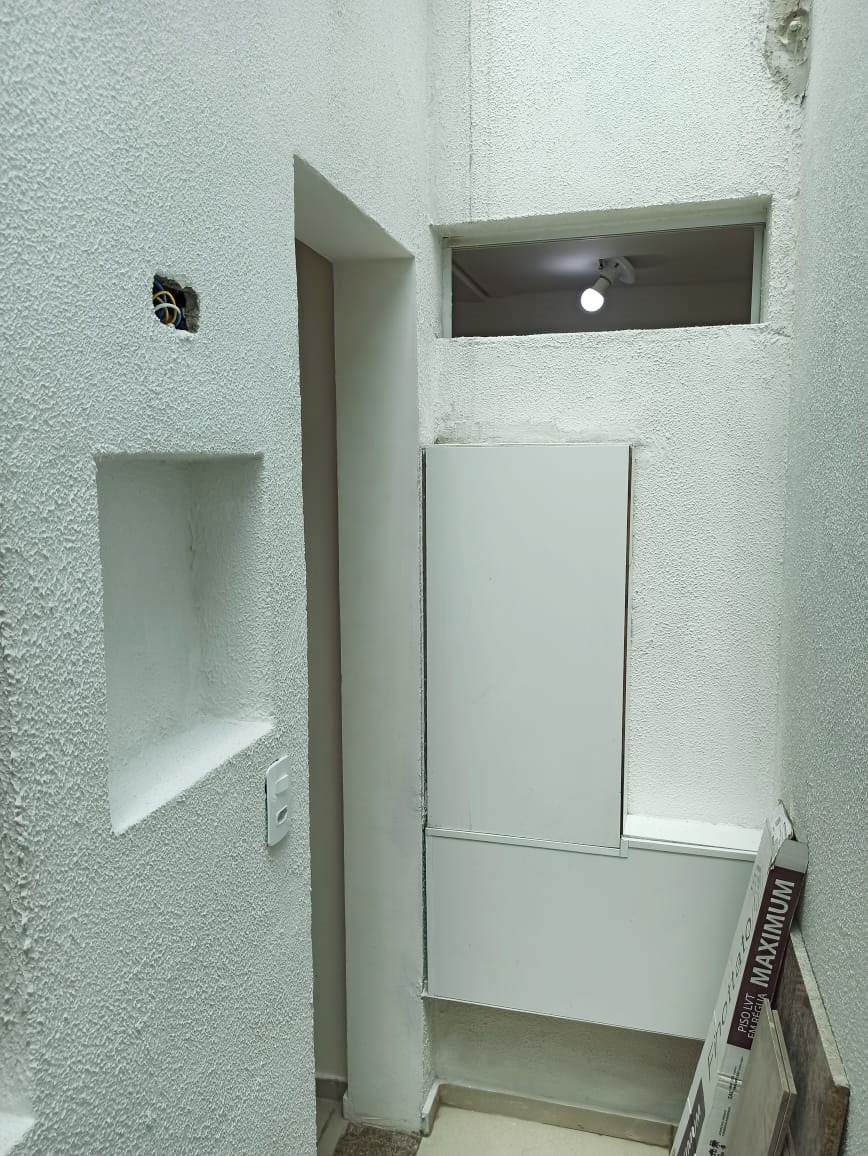 Casa à venda com 2 quartos, 80m² - Foto 2