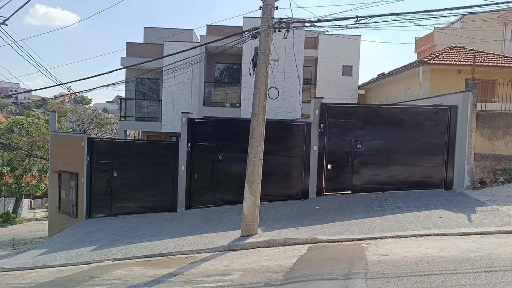 Sobrado à venda com 3 quartos, 110m² - Foto 1