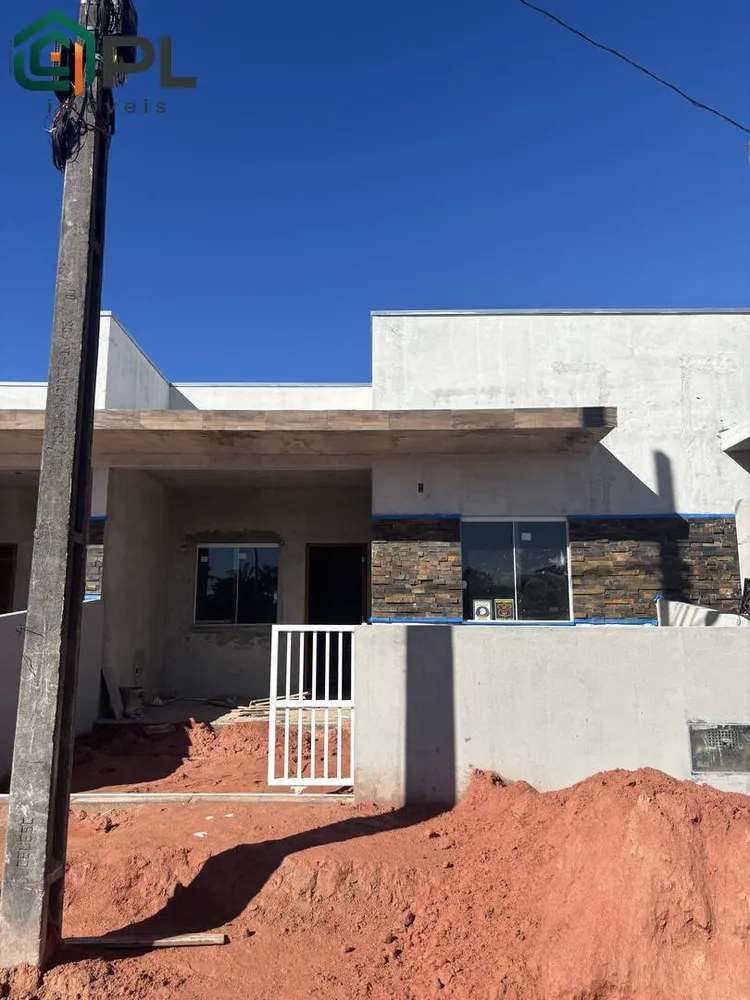 Casa, 2 quartos, 5249 m² - Foto 1