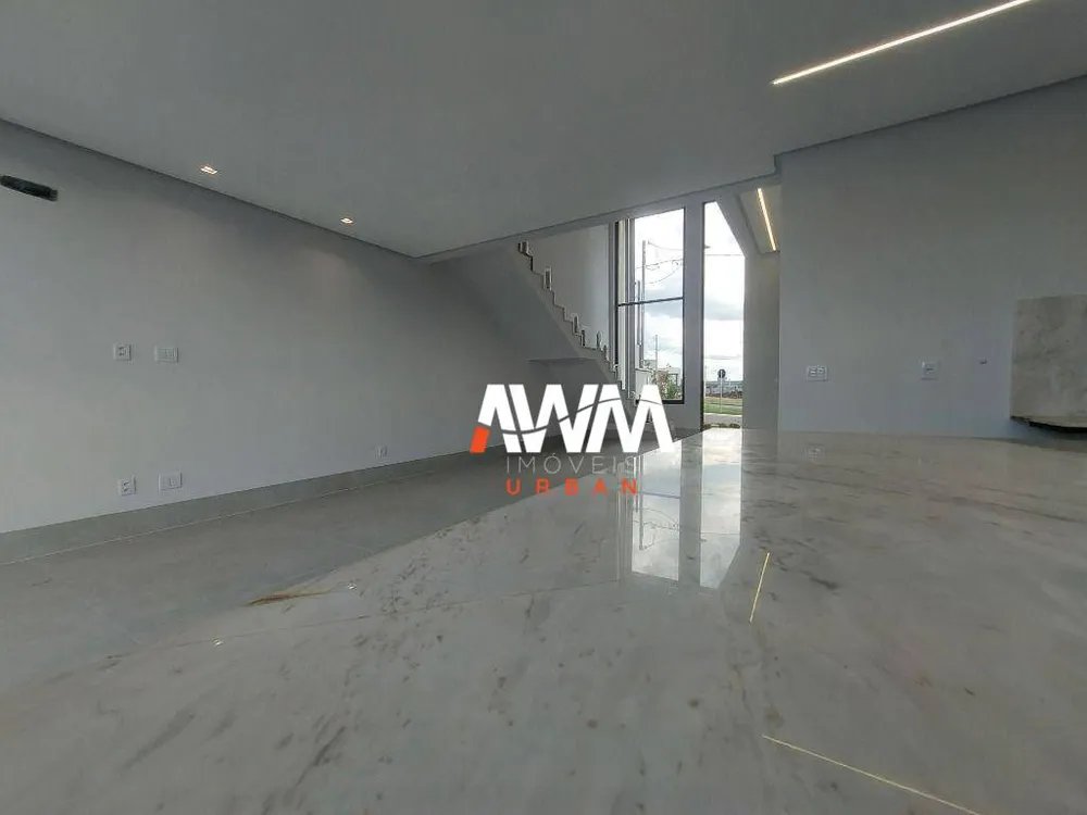 Sobrado, 4 quartos, 208 m² - Foto 2