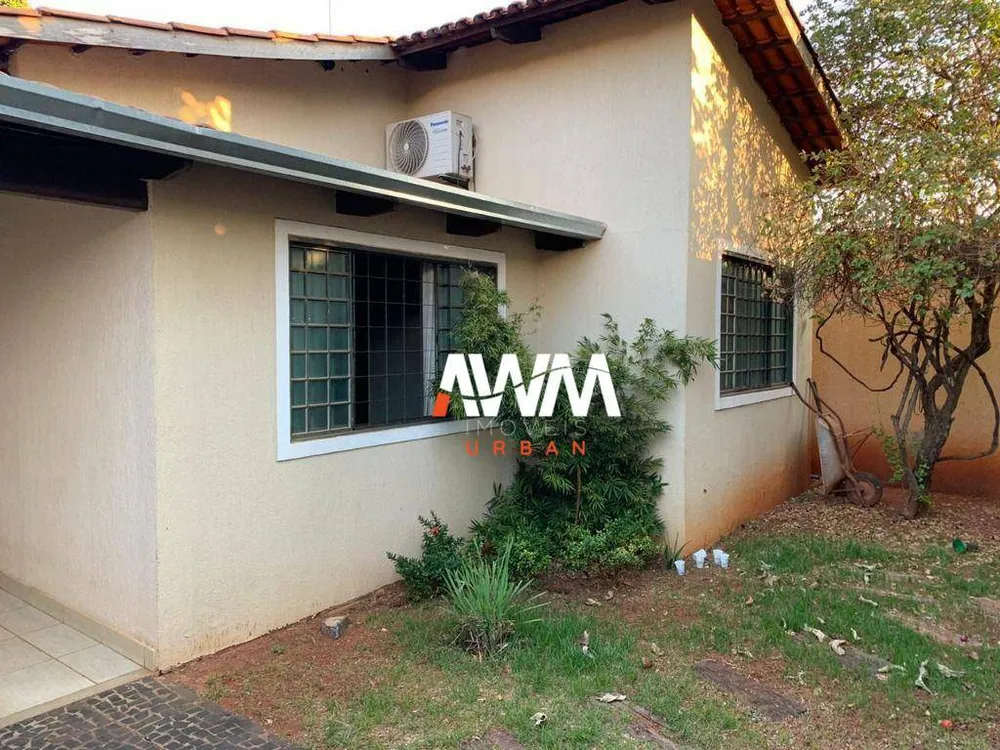 Casa, 3 quartos, 212 m² - Foto 3