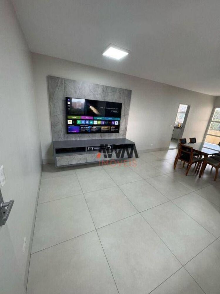 Apartamento à venda com 3 quartos, 134m² - Foto 2