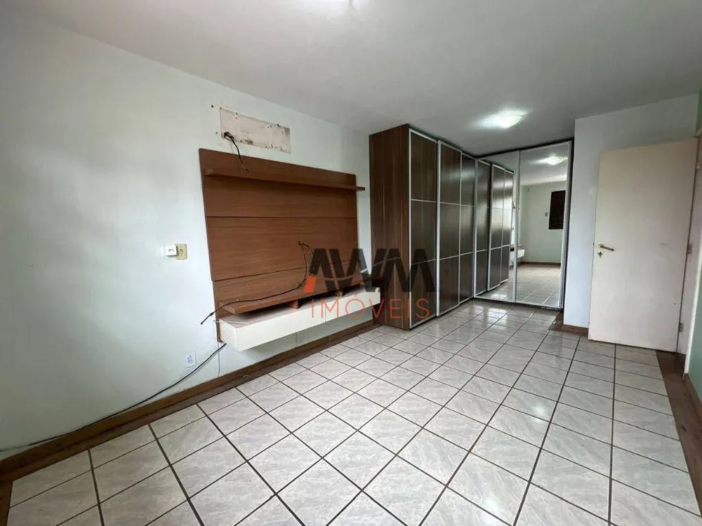 Sobrado, 3 quartos, 182 m² - Foto 1