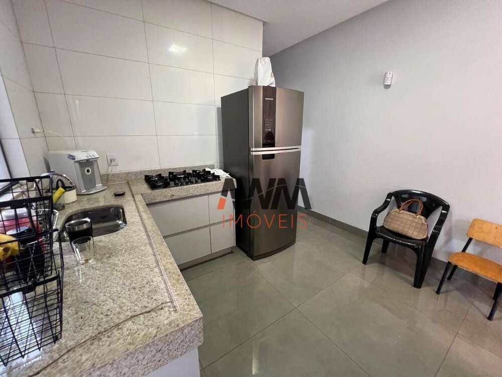Casa à venda com 3 quartos, 108m² - Foto 3