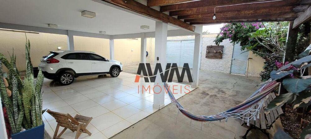 Casa à venda com 3 quartos, 257m² - Foto 4