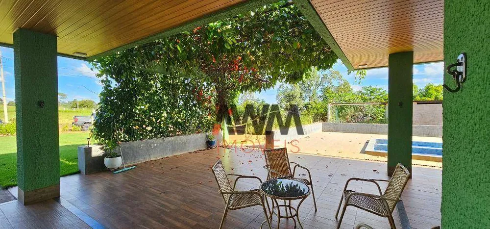 Chácara, 3 quartos, 1730 m² - Foto 2