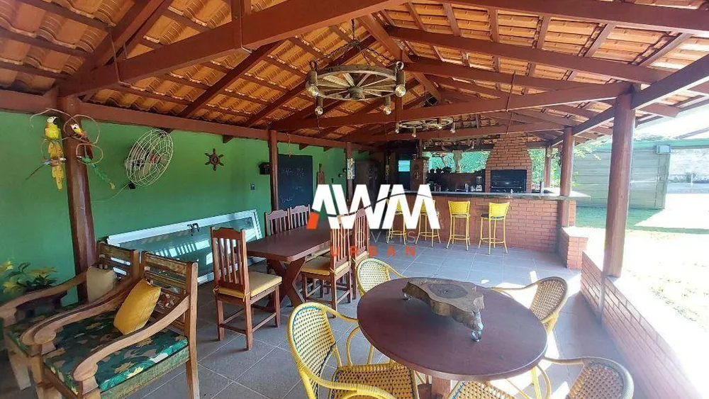 Sobrado, 3 quartos, 200 m² - Foto 1