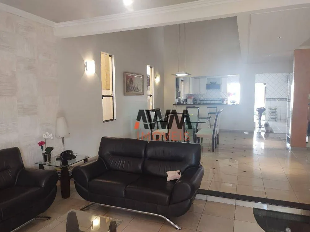 Sobrado, 4 quartos, 309 m² - Foto 4