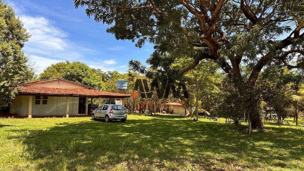 Chácara à venda com 2 quartos, 150m² - Foto 1