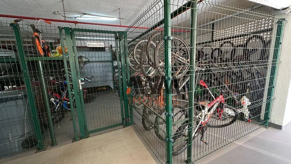 Apartamento, 3 quartos, 200 m² - Foto 1