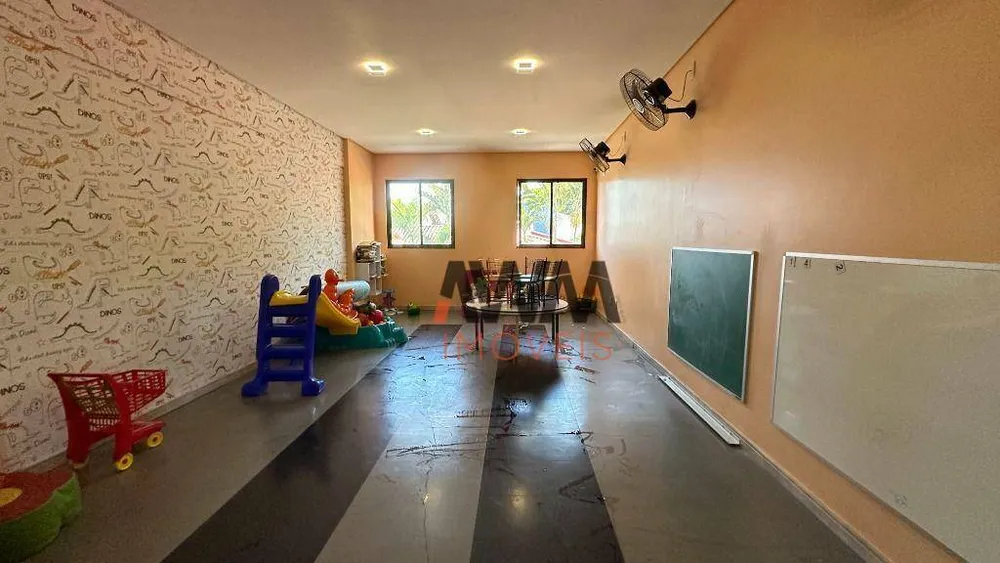 Apartamento, 3 quartos, 200 m² - Foto 2