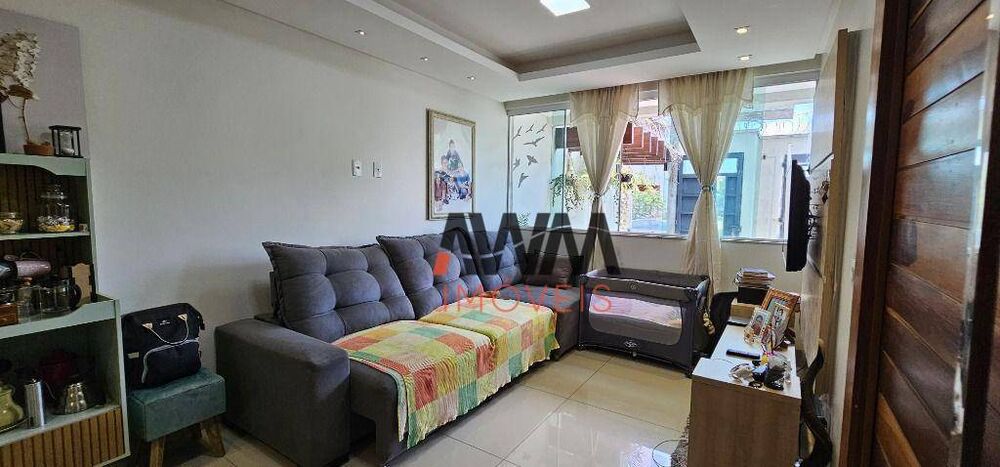 Sobrado à venda com 3 quartos, 146m² - Foto 1