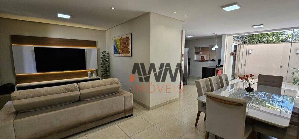 Sobrado à venda com 3 quartos, 117m² - Foto 1